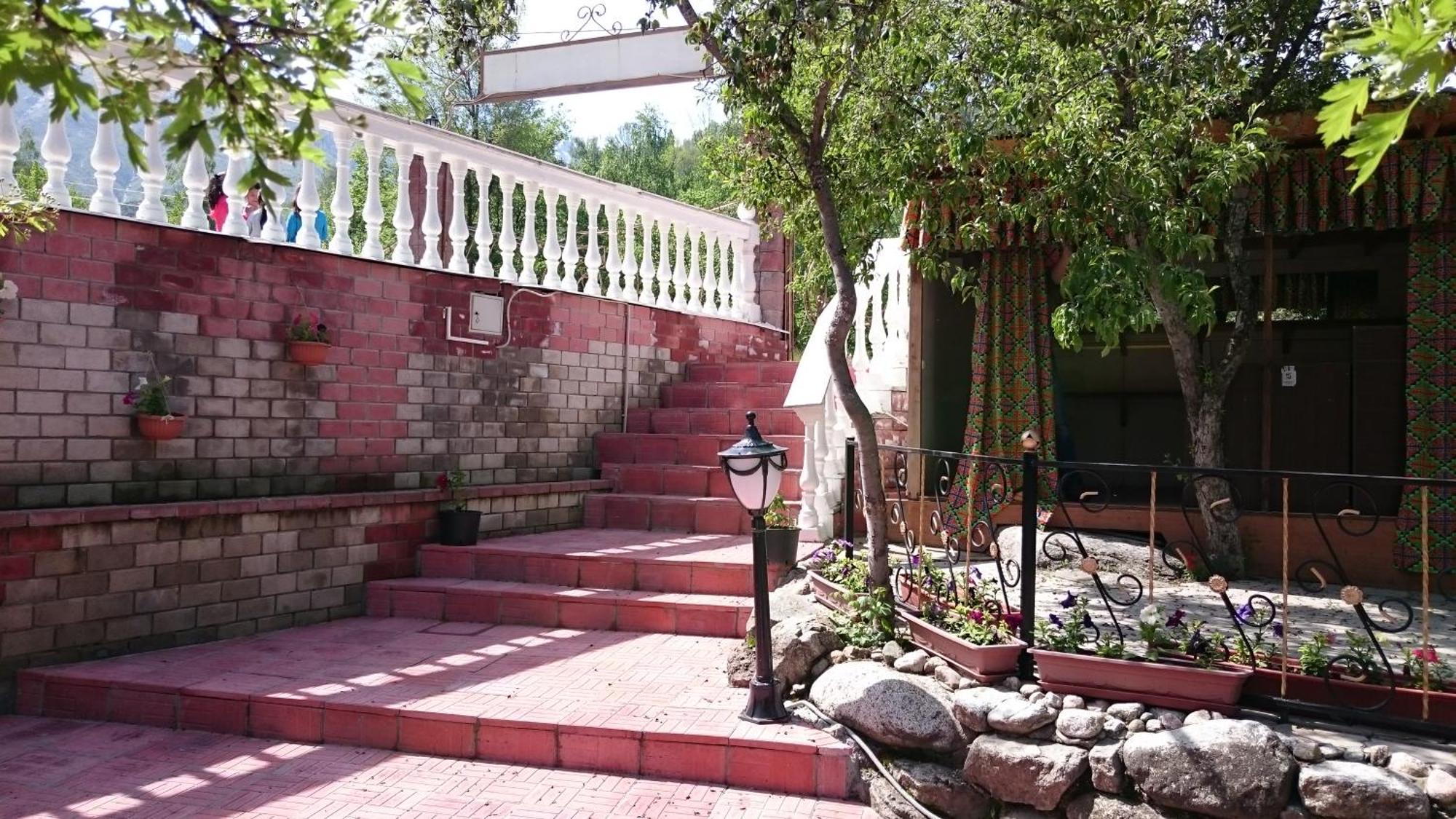 Hotel эдельвейс